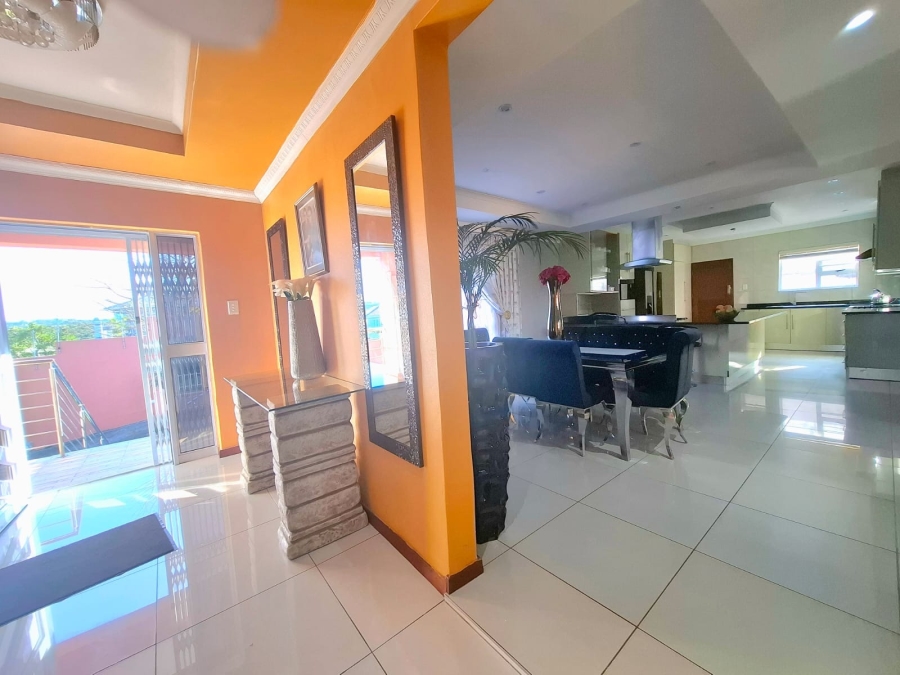 5 Bedroom Property for Sale in Nahoon Valley Park Eastern Cape